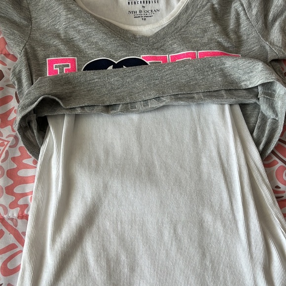 MLB Authentic Girls’ New York Yankees T-Shirt/Crop Top - Picture 3 of 4